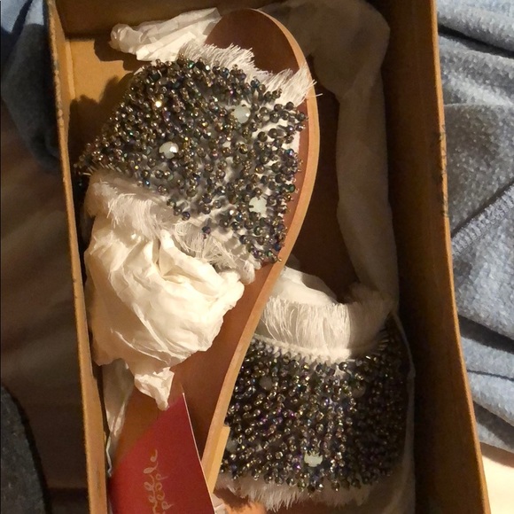 Shoes - Picture 2 of 3